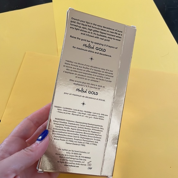 TOO FACED Gold Lip Gloss - Picture 3 of 3